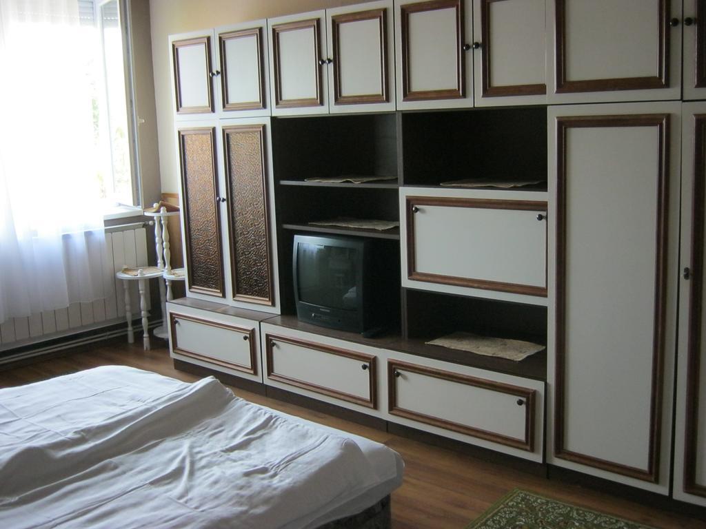 Kitti Apartman Balatonboglár Zimmer foto